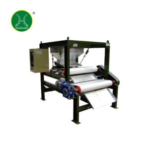 Dry separation strong magnetic roller magnetic separator